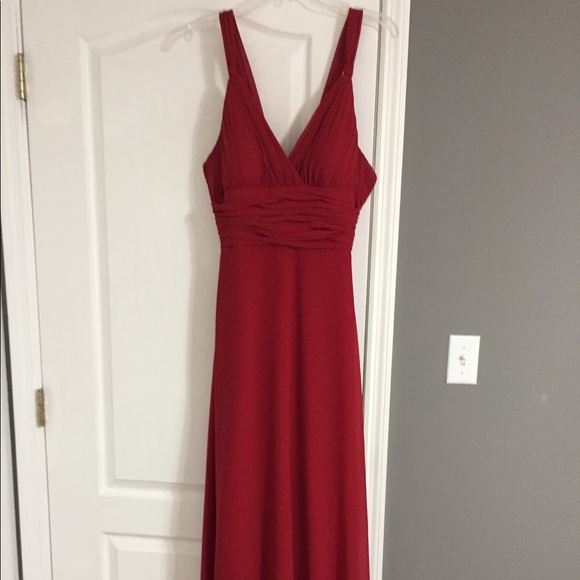B2 Dresses & Skirts - Red bridesmaid or prom dress. Brand B2 size 10.